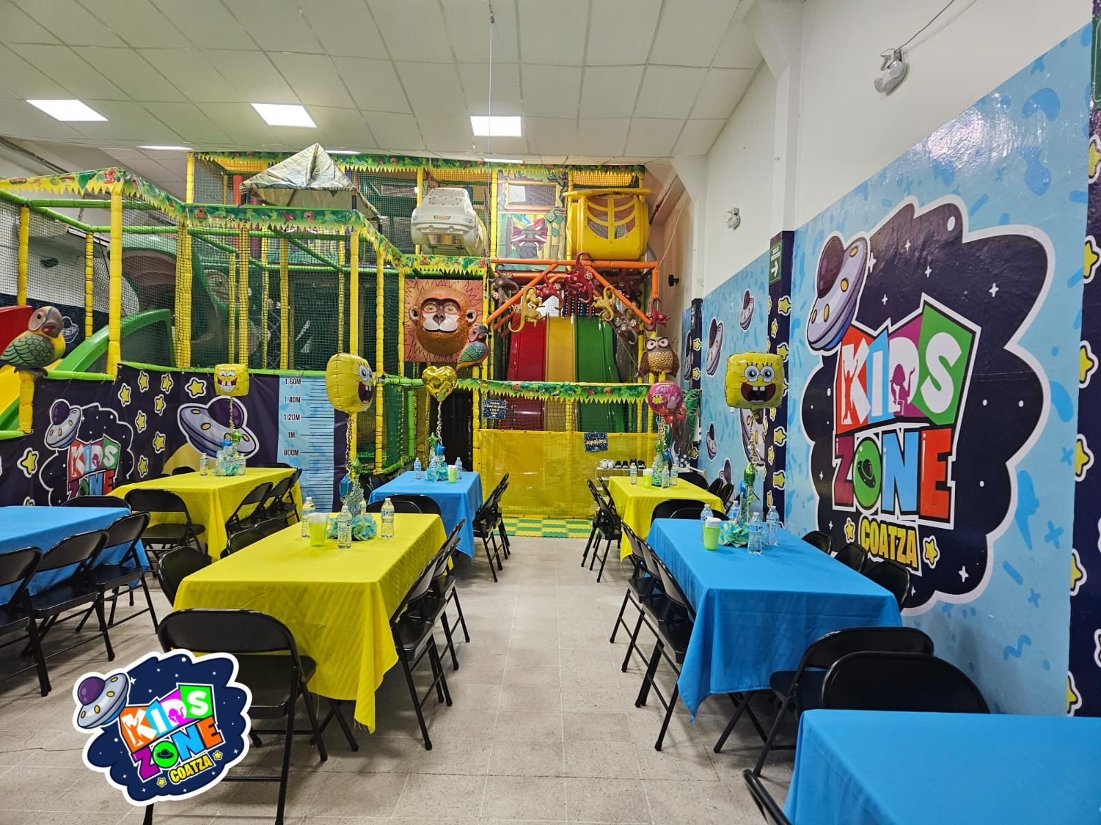 Salón decorado